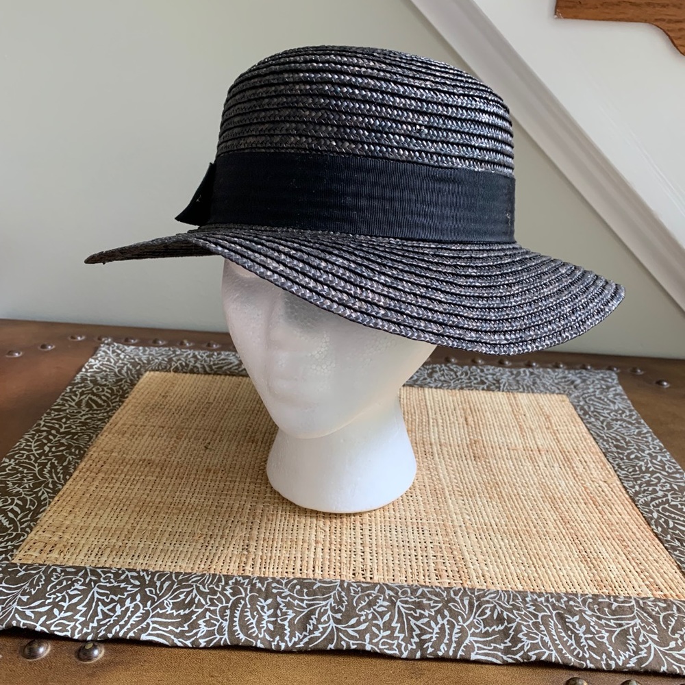 Vintage AnnTaylor women’s woven black ribboned hat